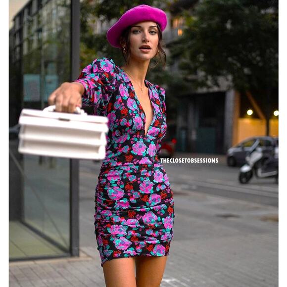 ZARA BLOGGER FAVE!!! V-Neck Short Dress NWT - Picture 1 of 16